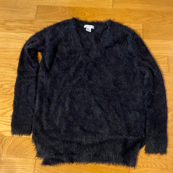 Oversized black v neck sweater - Picture 1 of 2